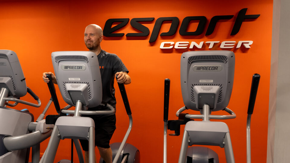 Esport centralizses agreements and e-signing with Visma Sign